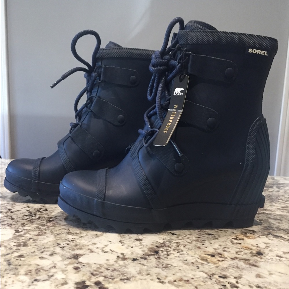 NWT Sorel Joan of Arc Wedge Rain Boots